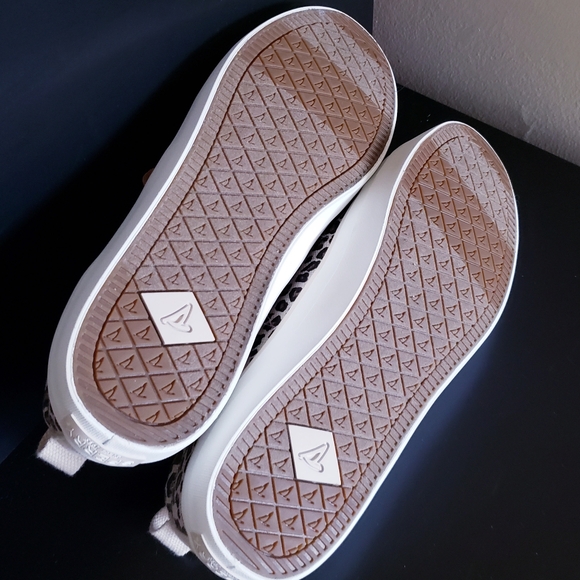 SPERRY Top Sider NWOT Memory Foam Low Top Sneakers - 9 - Picture 8 of 11